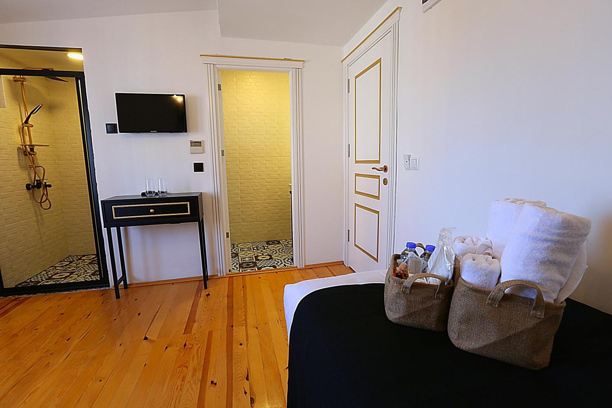 Hotel Taksim Istiklal Street Kamilbey Sueites