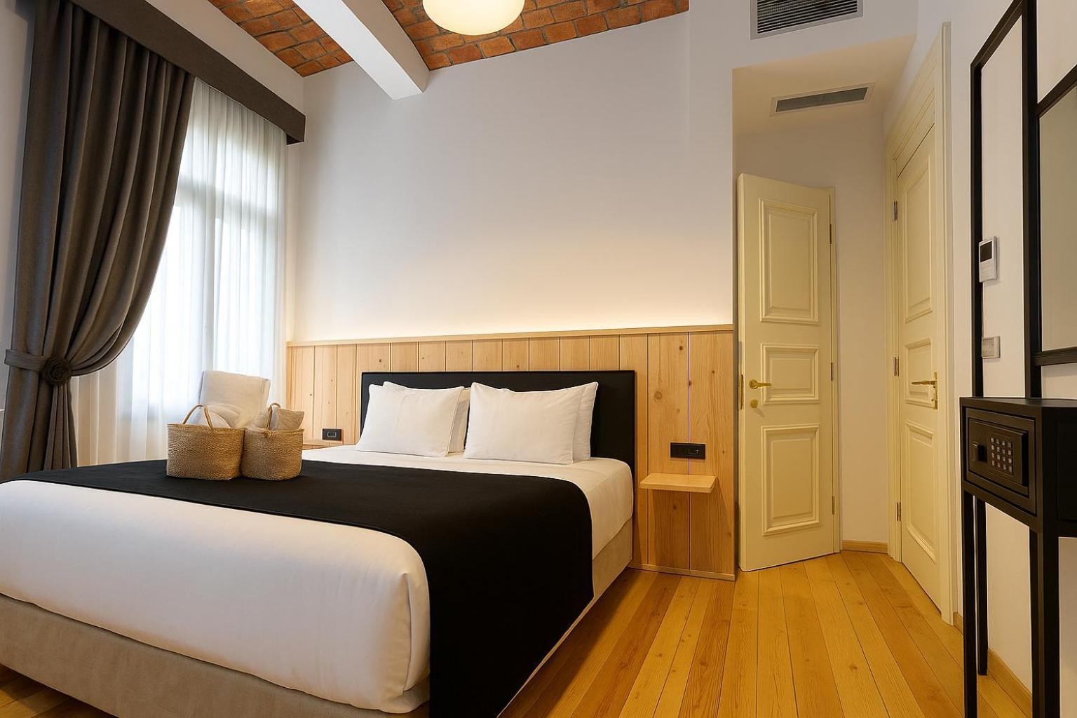 Hotel Taksim Istiklal Street Kamilbey Sueites 3*