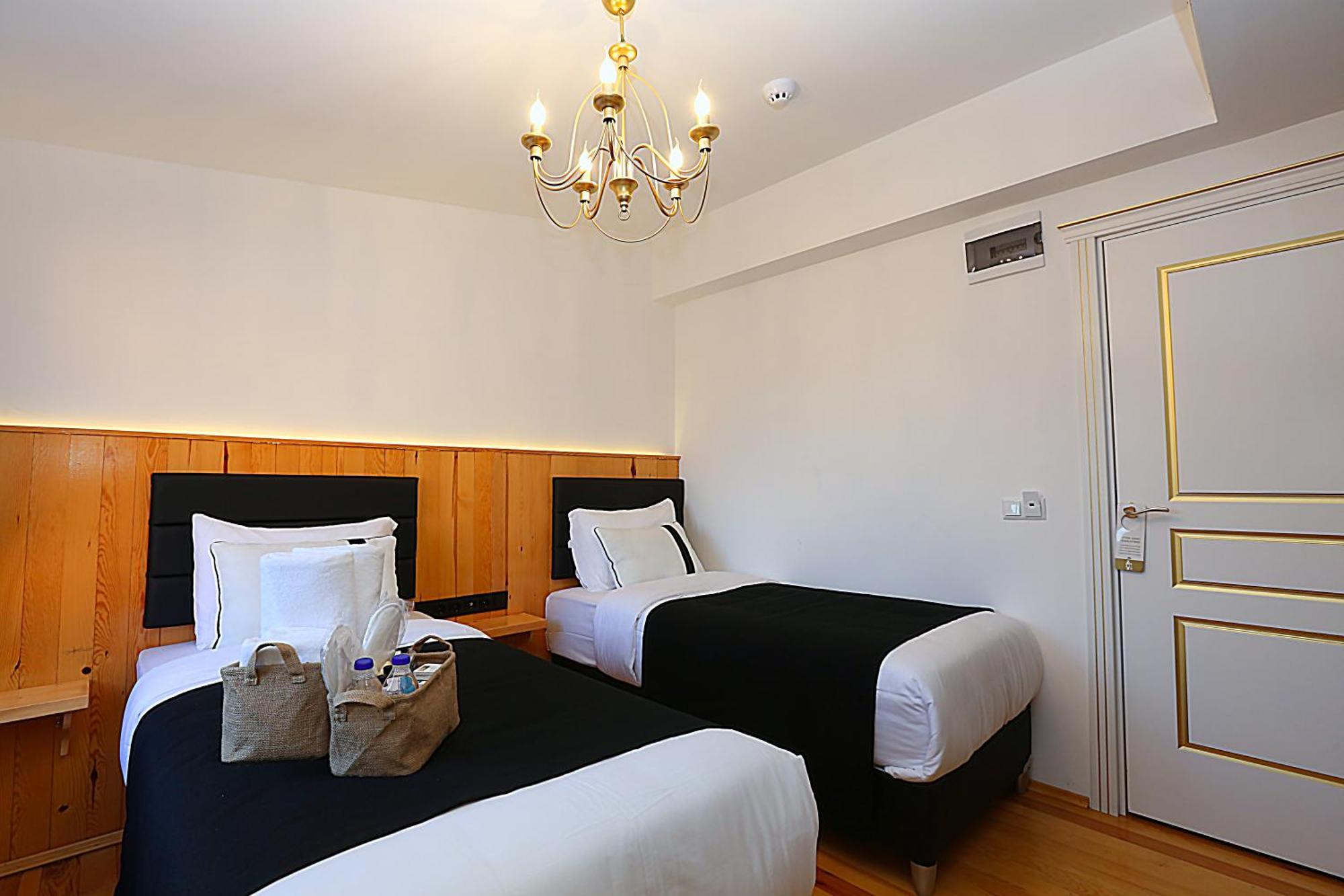 Taksim Istiklal Street Kamil - Historical Hotel 3*