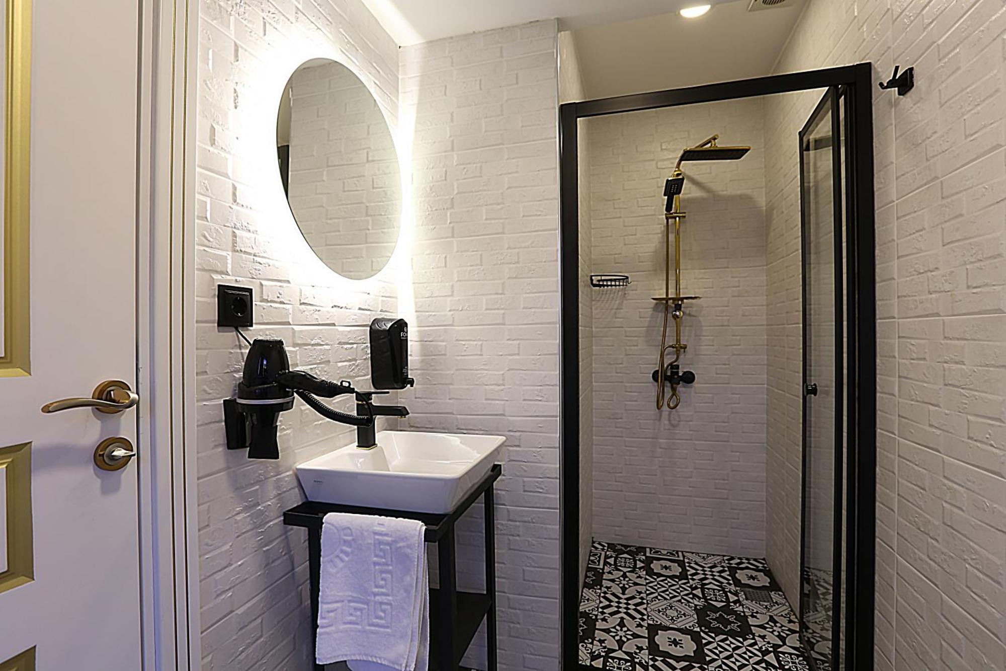 Kamılbey Suıtes Otel 3*
